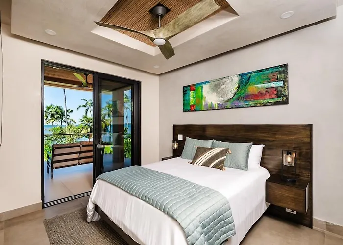 Beachfront Villa, 2 Pools, & Breakfast, Sleeps 21